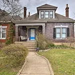 Louisville Home With Hot Tub In The Highlands!